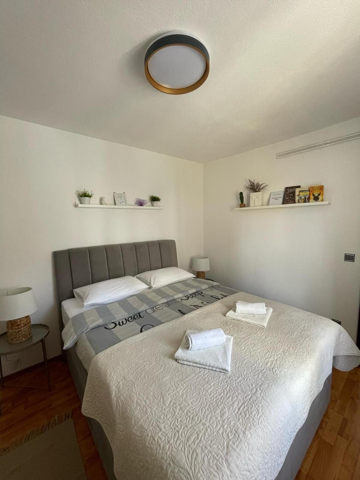 House Old Town Trogir Villa Bagian luar foto