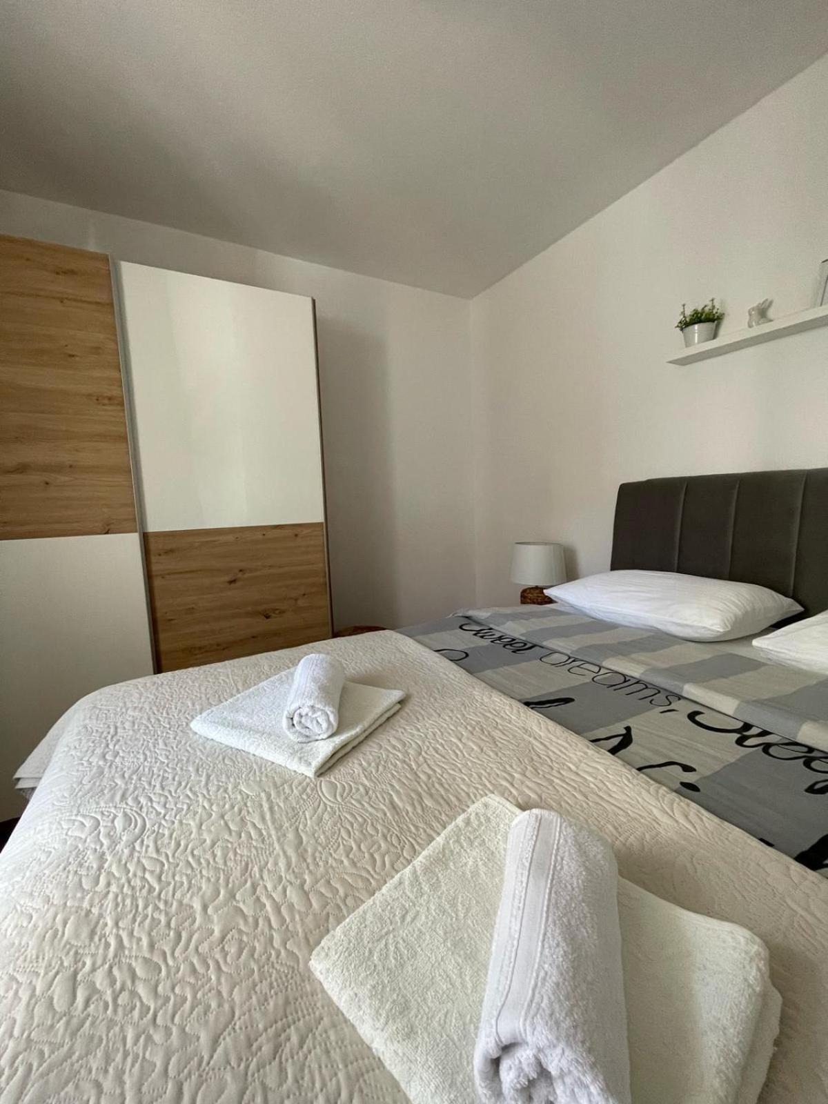 House Old Town Trogir Villa Bagian luar foto